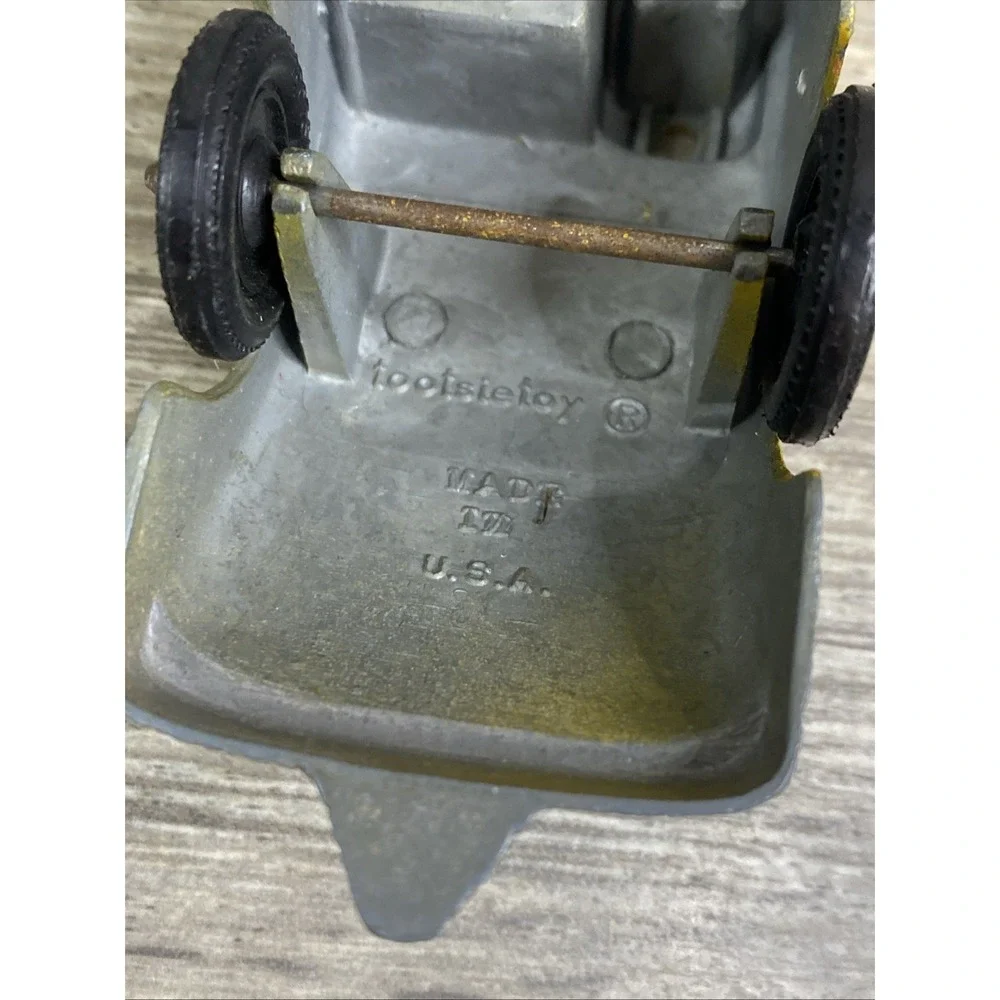 vintage‎ Tootsietoy Ford Roadster Hotrod Aprox 5,5